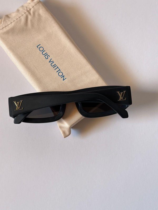 Louise Vuitton Unisex Sunglasses - Image 3