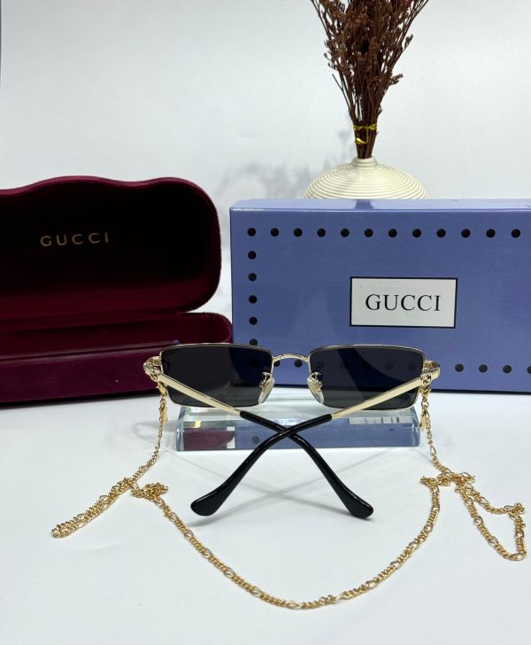 Gucci Unisex Sunglasses - Image 4