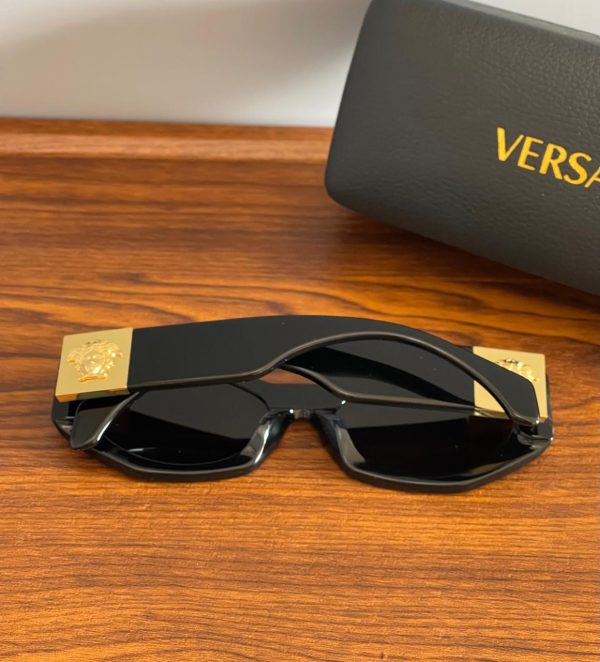 Sunglasses Versace Women's VE4466U - Image 3