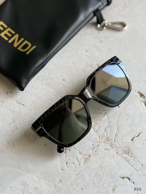 Fendi Women Sunglasses