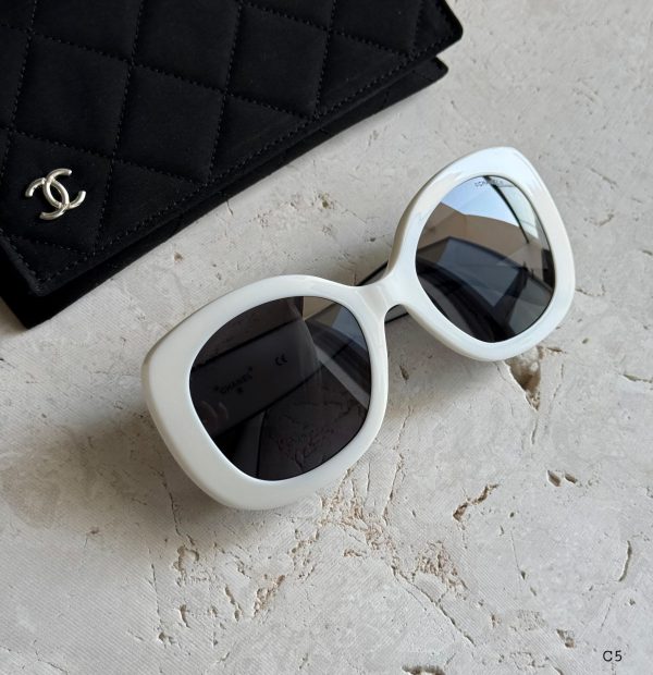 Chanel Women Sunglasses - Image 2